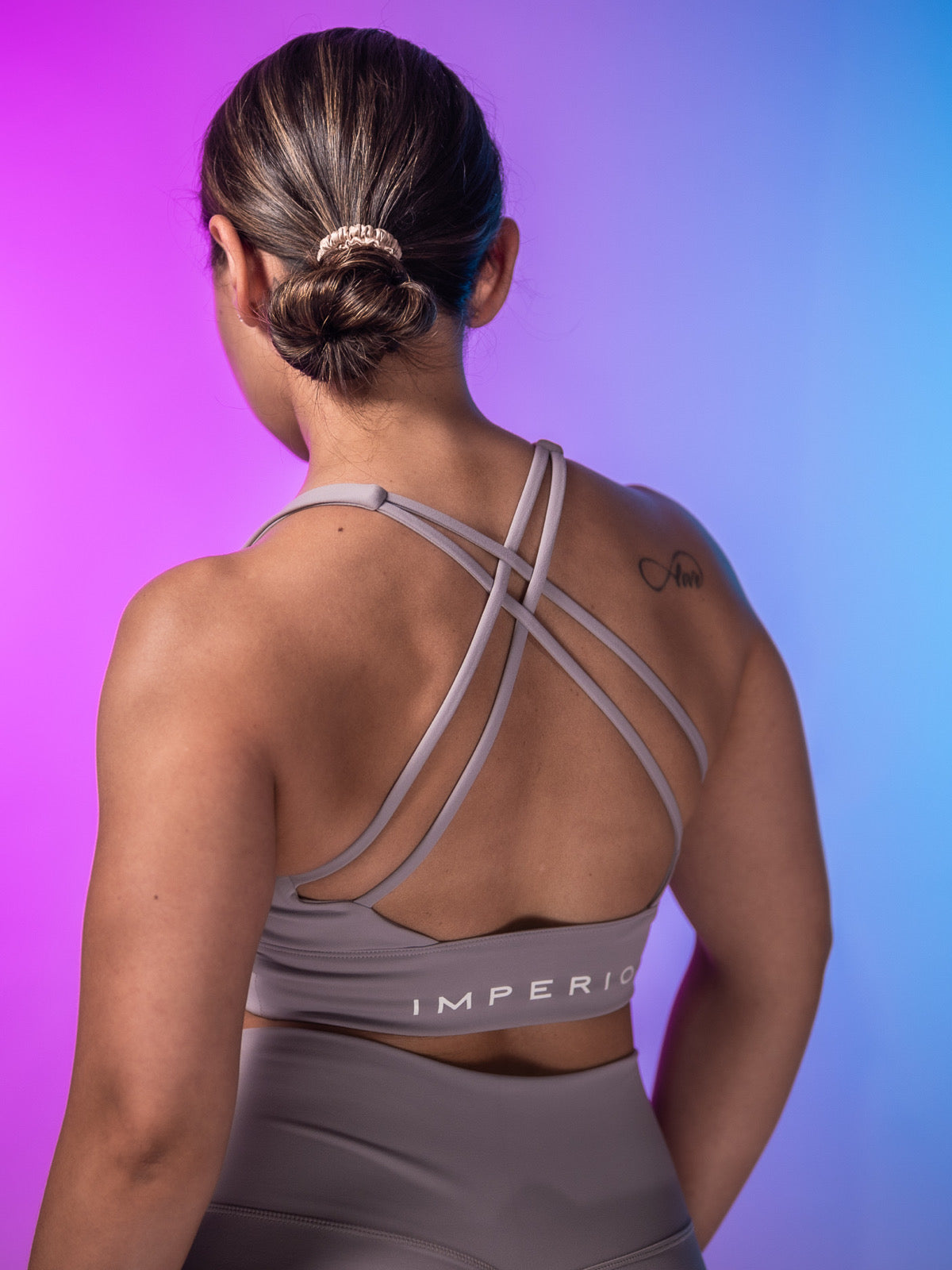 Gymshark energy+ seamless sports bra color taupe (purple/brown